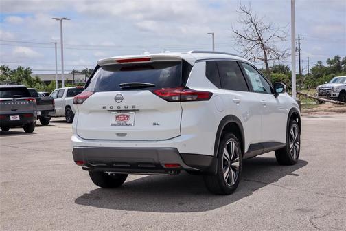 2025 Nissan Rogue SL