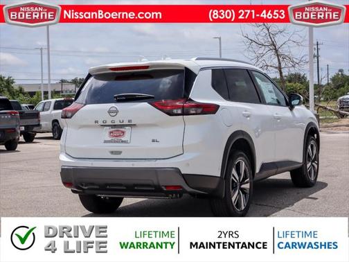 2025 Nissan Rogue SL