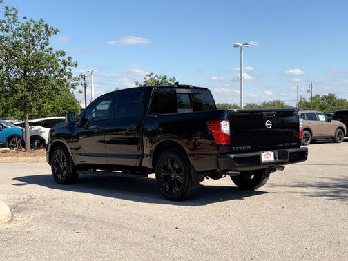Super Black 2024 Nissan Titan SV