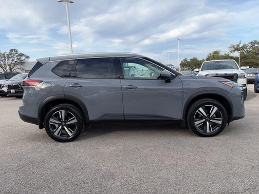 2024 Nissan Rogue SL