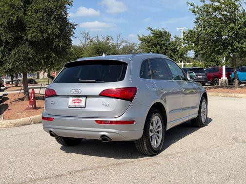 Silver Metallic 2015 Audi Q5 2.0T Premium Plus