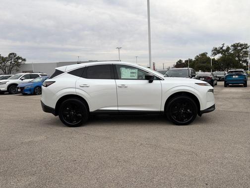 2026 Nissan Murano SV