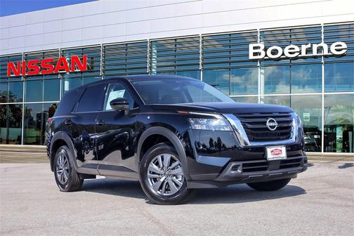 2025 Nissan Pathfinder S FWD