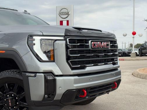Sterling Metallic 2025 GMC Sierra 2500 AT4