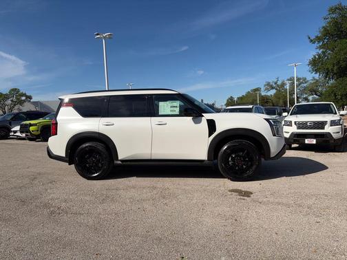 Aspen White Tricoat 2026 Nissan Armada PRO-4X