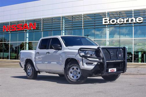 2022 Nissan Frontier S