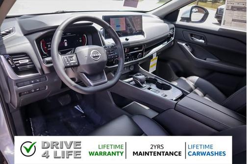 2025 Nissan Rogue SL