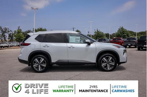 2025 Nissan Rogue SL