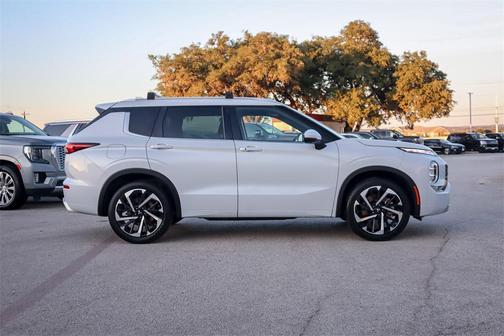 2022 Mitsubishi Outlander SEL 2.5 2WD