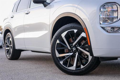 2022 Mitsubishi Outlander SEL 2.5 2WD