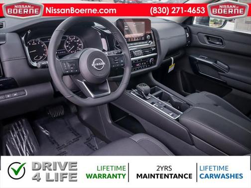 2025 Nissan Pathfinder SV FWD