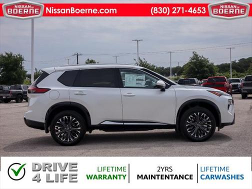 2025 Nissan Rogue Platinum