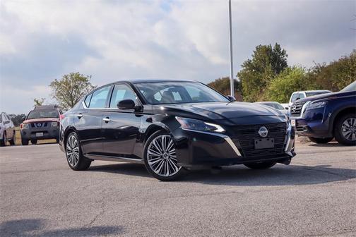 2023 Nissan Altima 2.5 SL