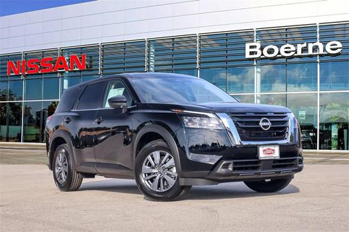 2025 Nissan Pathfinder S FWD