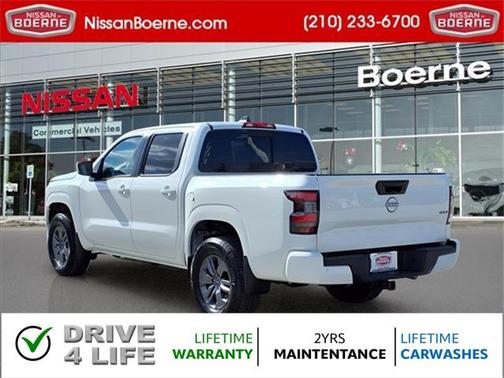 2025 Nissan Frontier SV