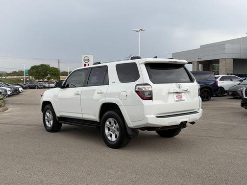 Ice Cap 2023 Toyota 4Runner SR5 Premium