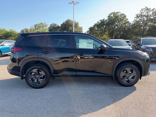 Super Black 2026 Nissan Rogue SV
