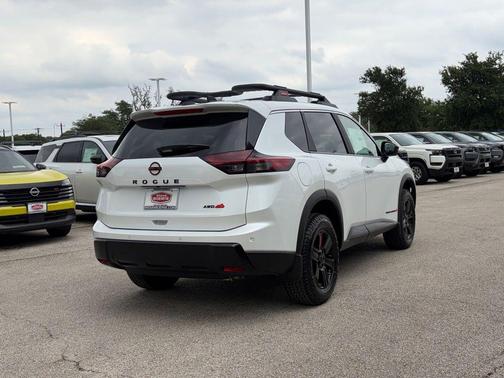 Everest White Pearl Tricoat 2026 Nissan Rogue Rock Creek