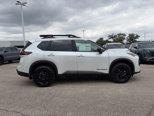 Everest White Pearl Tricoat 2026 Nissan Rogue Rock Creek