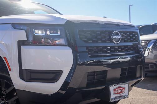 2026 Nissan Frontier SV