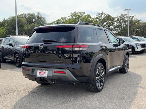 Super Black 2026 Nissan Pathfinder Platinum