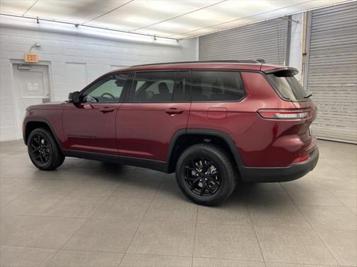 2025 Jeep Grand Cherokee L Altitude