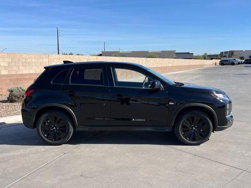 2025 Mitsubishi Outlander Sport 2.0 LE