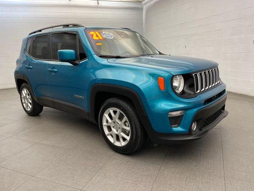 Bikini Metallic Clearcoat 2021 Jeep Renegade Latitude
