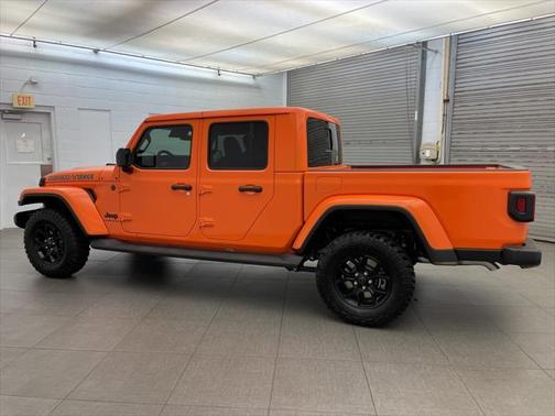 2025 Jeep Gladiator High Tide