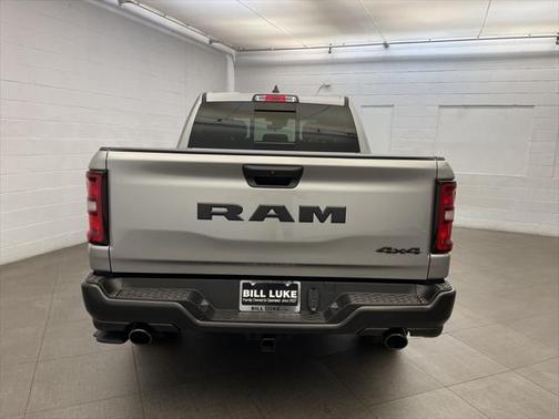 2025 RAM 1500 Warlock Crew Cab 4x4 5'7' Box