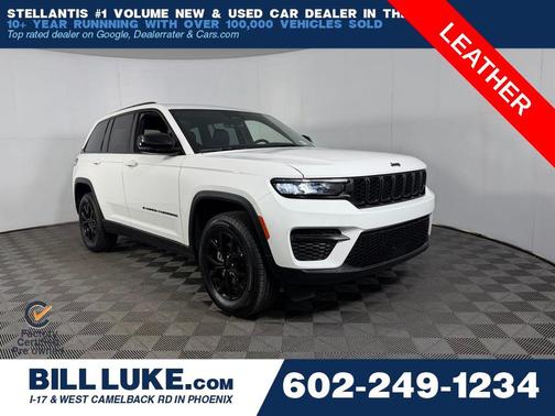 Bright White 2025 Jeep Grand Cherokee Altitude