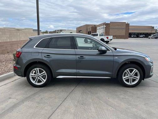 2024 Audi Q5 e 55 S line Premium Plus