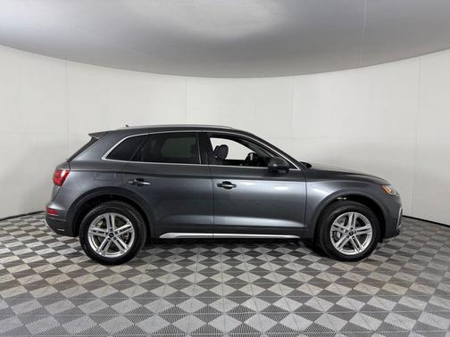 2024 Audi Q5 e 55 S line Premium Plus