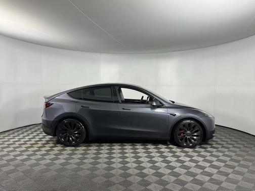 2023 Tesla Model Y Performance Dual Motor All-Wheel Drive