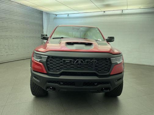 Molten Red Pearlcoat 2026 RAM 1500 RHO Crew Cab 4x4 5'7' Box