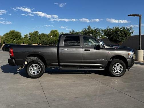 2024 RAM 2500 Laramie Crew Cab 4x4 6'4' Box