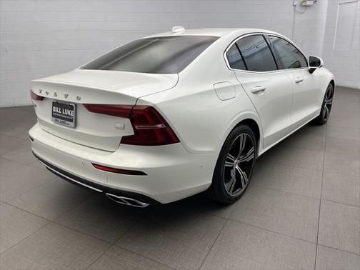 2021 Volvo S60 Recharge Plug-In Hybrid T8 Inscription
