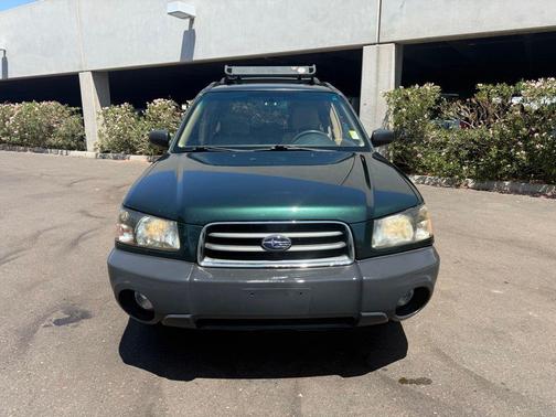 Woodland Green Pearl/Textured Gray 2005 Subaru Forester 2.5 X