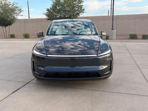 Stealth Grey 2026 Tesla Model Y Premium Rear-Wheel Drive