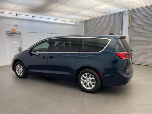 2025 Chrysler Pacifica L