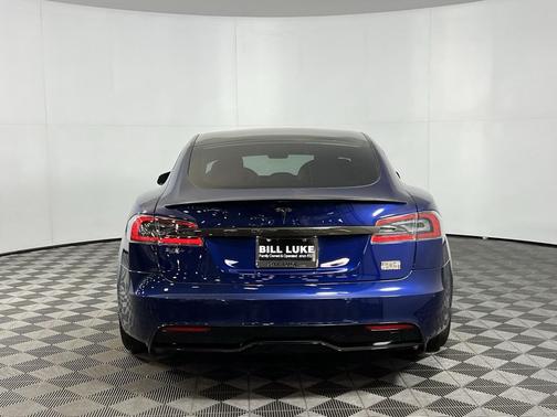2021 Tesla Model S Plaid