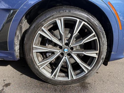 2019 BMW X7 xDrive40i