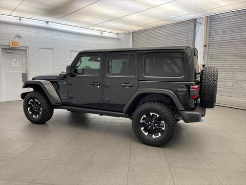 2025 Jeep Wrangler 4xe Rubicon