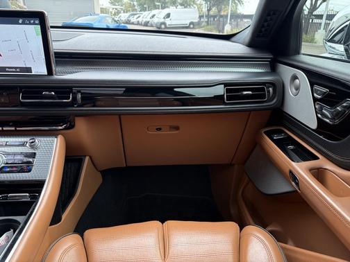 2021 Lincoln Aviator Black Label AWD