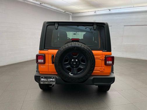 Joose 2026 Jeep Wrangler Sport