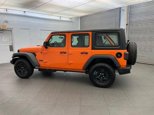 Joose 2026 Jeep Wrangler Sport
