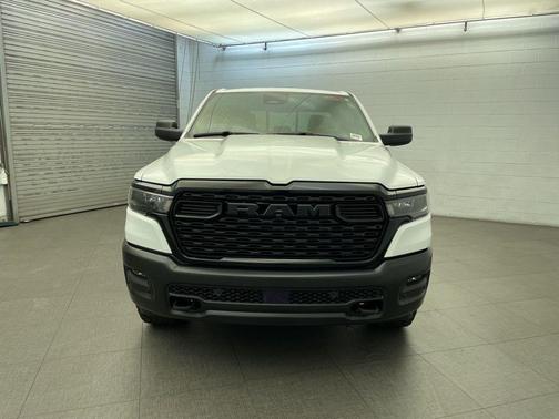 Bright White Clearcoat 2026 RAM 1500 Warlock Crew Cab 4x4 5'7' Box