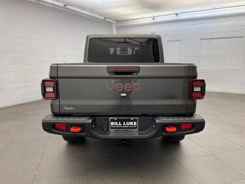 2025 Jeep Gladiator Mojave X