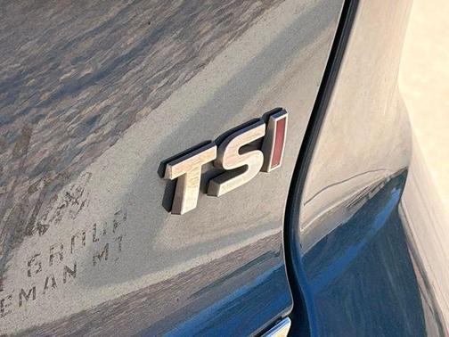Silk Blue Metallic 2018 Volkswagen Jetta 1.8T SEL