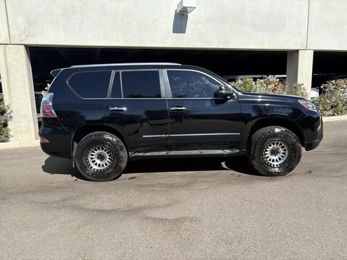 2017 Lexus GX 460 Base